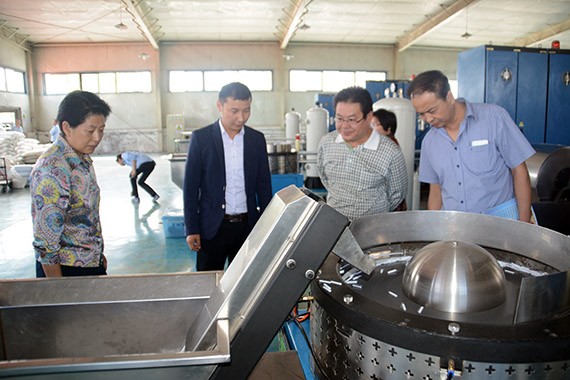 山东省莱芜市政协考察团到集团公司旅行考察 - 威廉希尔williamhill新闻 - 新闻中心 - 考察团,市政协,集团公司,莱芜,考察,山东省,节水,威廉希尔williamhill,nbsp