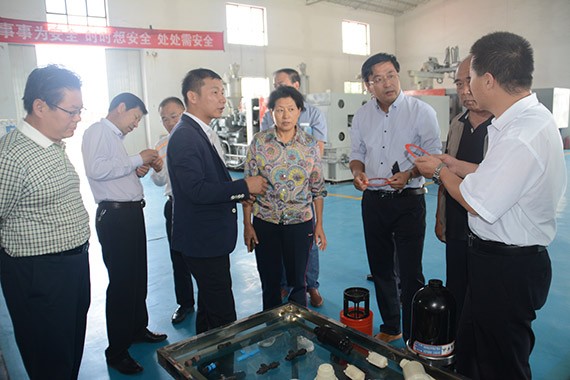 山东省莱芜市政协考察团到集团公司旅行考察 - 威廉希尔williamhill新闻 - 新闻中心 - 考察团,市政协,集团公司,莱芜,考察,山东省,节水,威廉希尔williamhill,nbsp