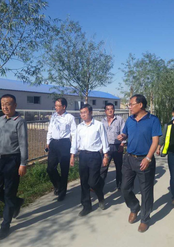 内蒙古阿拉善盟阿右旗节水浇灌考察团到集团公司旅行考察 - 威廉希尔williamhill新闻 - 新闻中心 - 考察团,nbsp,考察,公司,集团公司,节水浇灌,行在,威廉希尔williamhill,节水