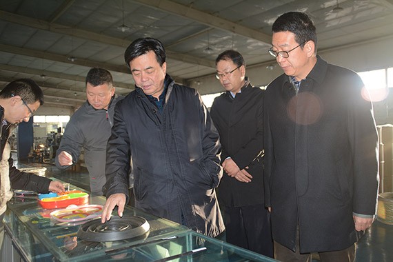 甘肃省水务投资有限责任公司董事长徐崇锋一行到威廉希尔williamhill节水集团调研考察 - 威廉希尔williamhill新闻 - 新闻中心 - 公司,董事长,nbsp,节水,徐崇锋,威廉希尔williamhill,考察,一行,集团