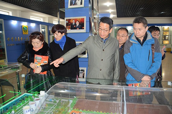 张家口市审查院预防随处长张燕滨一行到集团公司考察 - 威廉希尔williamhill新闻 - 新闻中心 - 审查院,nbsp,集团公司,一行,预防,处长,张家口市,考察,张燕