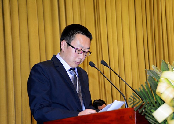 刷新立异 砥砺奋进|威廉希尔williamhill节水集团盛大举行2016年年终总结表扬暨2017年妄想签约大会 - 威廉希尔williamhill新闻 - 新闻中心 - nbsp,节水,公司,董事长,威廉希尔williamhill,讲话,集团,2017年,大会