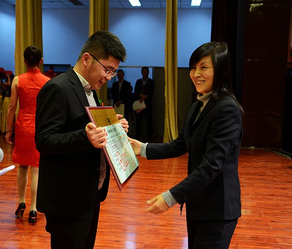 威廉希尔williamhill节水集团盛大表扬奖励2016年度先进整体和个人 - 威廉希尔williamhill新闻 - 新闻中心 - nbsp,年度,2016,表扬奖励,威廉希尔williamhill,公司,舞蹈,先进,优异