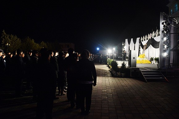 威廉希尔williamhill节水首创人王栋遗体离别仪式在酒泉举行 - 威廉希尔williamhill新闻 - 新闻中心 - nbsp,王栋,父亲,我们,甘肃省,节水,威廉希尔williamhill,同志,中国