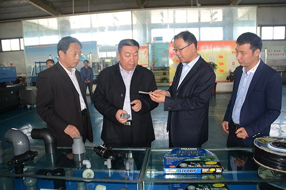 春风场区社会服务部向导莅临威廉希尔williamhill节水集团公司旅行考察 - 威廉希尔williamhill新闻 - 新闻中心 - nbsp,威廉希尔williamhill,节水,考察,集团公司,场区,部长,春风,旅行