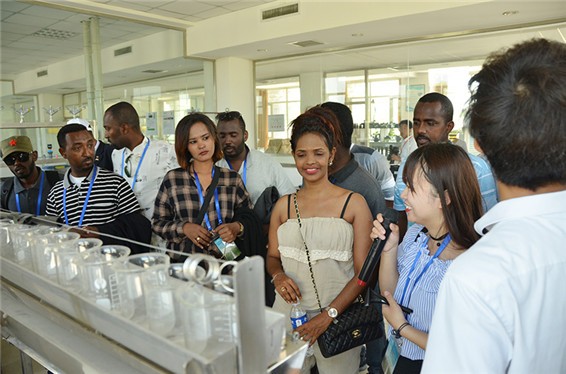 吉布提共和国官员莅临威廉希尔williamhill节水集团公司旅行考察 - 威廉希尔williamhill新闻 - 新闻中心 - 吉布提,威廉希尔williamhill,官员,共和国,nbsp,节水,考察,旅行,集团公司