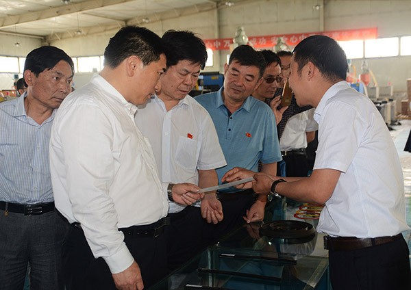 湖北省工商企业向导莅临威廉希尔williamhill节水集团考察调研党建事情 - 威廉希尔williamhill新闻 - 新闻中心 - nbsp,威廉希尔williamhill,节水,公司,集团,党建,湖北省,调研,向导