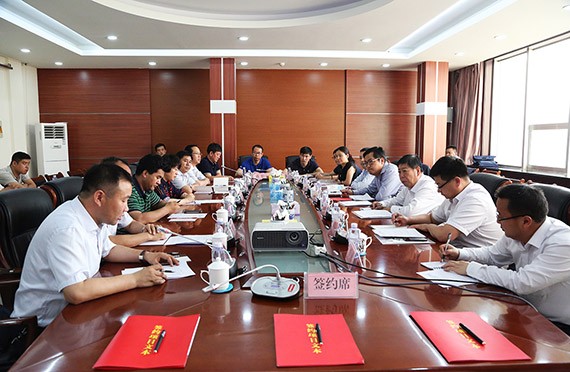 威廉希尔williamhill节水集团公司与宁夏吴忠市利通区人民政府签署PPP项目相助协议 - 威廉希尔williamhill新闻 - 新闻中心 - nbsp,节水,利通区,灌区,威廉希尔williamhill,宁夏,建设,协议,现代化