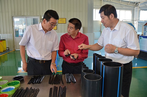 云南省德宏州委常委、副州长俄吞及德宏州驻京服务处主任王哲一行莅临威廉希尔williamhill节水集团旅行考察 - 威廉希尔williamhill新闻 - 新闻中心 - nbsp,德宏,州长,威廉希尔williamhill,节水,集团,一行,考察,旅行