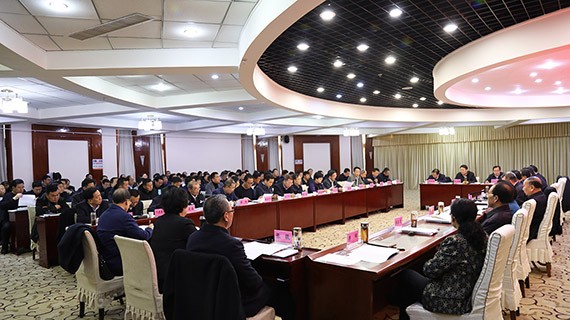 集团公司党委书记王冲加入酒泉市支持民营经济生长座谈会并作交流讲话 - 威廉希尔williamhill新闻 - 新闻中心 - nbsp,民营,支持,经济生长,生长,民营企业,酒泉市,民营经济,座谈会