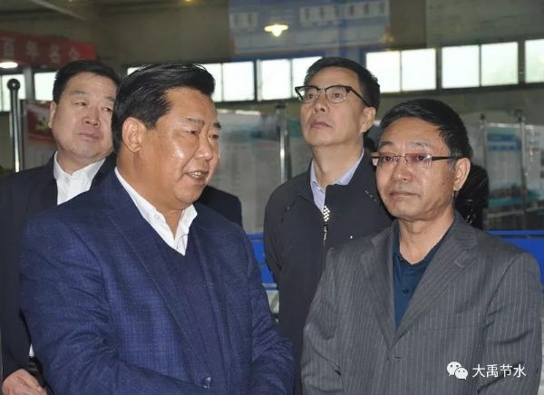 甘肃省政协副主席康国玺一行莅临威廉希尔williamhill节水集团考察调研 - 威廉希尔williamhill新闻 - 新闻中心 - nbsp,威廉希尔williamhill,节水,集团,国玺,康国玺,调研,一行,省政协