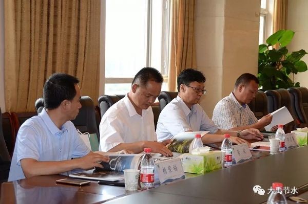 大理白族自治州副州长李琰一行调研威廉希尔williamhill节水集团 配合打造大理智慧农业生长之路 - 威廉希尔williamhill新闻 - 新闻中心 - nbsp,大理,节水,集团,威廉希尔williamhill,李琰,智慧,农业生长,一行