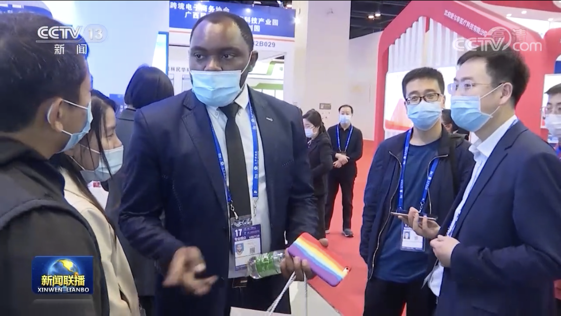 央视报道| 威廉希尔williamhill节水亮相第17届东盟博览会 甘肃省副省长程晓波莅临威廉希尔williamhill展位 - 威廉希尔williamhill新闻 - 新闻中心 - nbsp,威廉希尔williamhill,节水,东盟,博览会,甘肃省,晓波,17届,副省