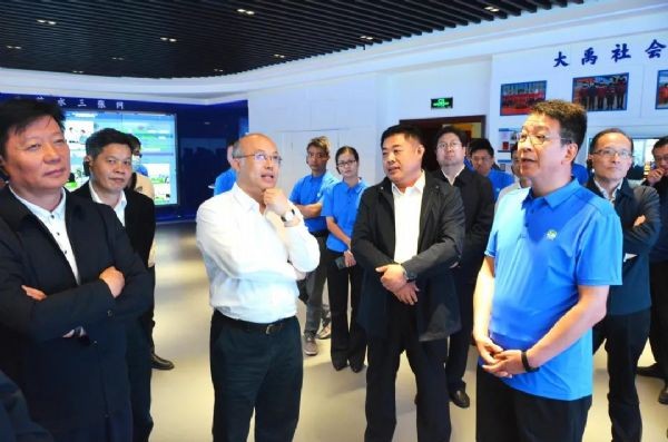 威廉希尔williamhill动态| 国家墟落振兴局局长王正谱一行莅临威廉希尔williamhill节水集团调研 并勉励威廉希尔williamhill节水全体员工起劲为墟落振兴事业做好服务 - 威廉希尔williamhill新闻 - 新闻中心 - nbsp,威廉希尔williamhill,农村,节水,墟落,一行,农业,项目,王正谱