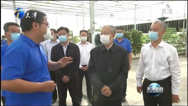 威廉希尔williamhill动态| 天津市委书记李鸿忠专程赴威廉希尔williamhill节水集团调研 强调坚持节水优先 施展企业科技立异作用 推动节水事业生长 - 威廉希尔williamhill新闻 - 新闻中心 - 节水,nbsp,威廉希尔williamhill,李鸿忠,企业,书记,调研,水资源,生长