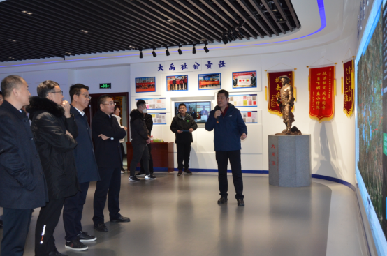 威廉希尔williamhill动态| 中建六局党委常委、副总司理黄克起一行莅临威廉希尔williamhill节水集团旅行调研 - 威廉希尔williamhill新闻 - 新闻中心 - nbsp,威廉希尔williamhill,集团,中建,节水,六局,黄克起,副总司理,旅行